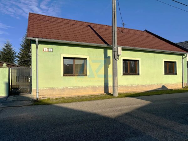 Na PREDAJ – rodinný dom s veľkým pozemkom v okrese Pezinok-obec Báhoň