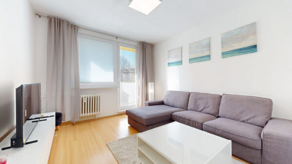 Prenájom 2-izbový byt s balkónom na ul. T. Tekela