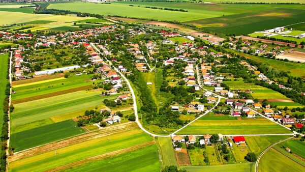 Strategický investičný pozemok (6 400 m²) v bezprostrednej blízkosti s Podhájskou