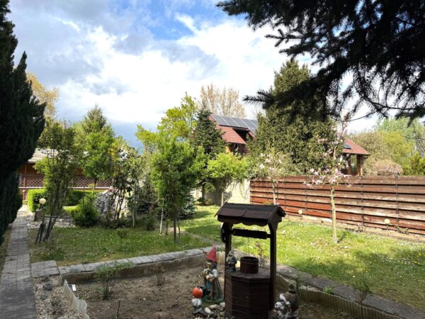 UNIKÁTNA OÁZA RELAXU: Chata s jazierkom, bazénom a prístupom k mŕtvemu ramenu Nitry v Nových Zámkoch