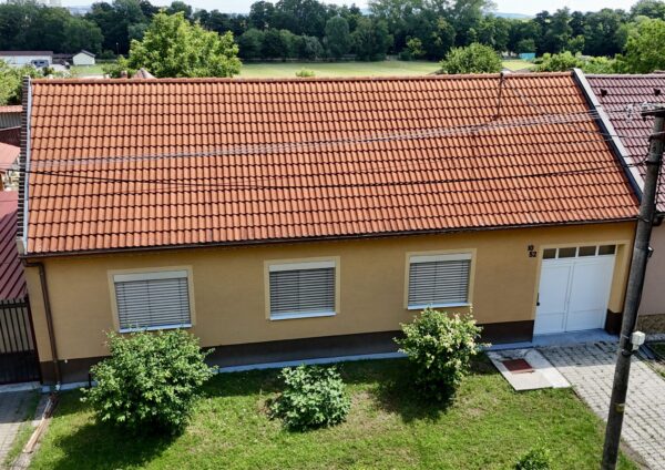 Rodinný dom s veľkým pozemkom 1 419 m² v Jaslovských Bohuniciach