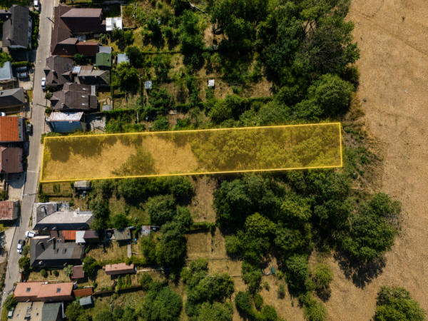 Stavebný pozemok 1 061 m² v obci Dobrá Voda, pokojná lokalita pri prírode