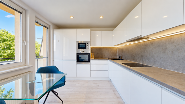 3-izbový byt 76m2 + balkón po kompletnej rekonštrukcii, Trnava, ul. Rovná